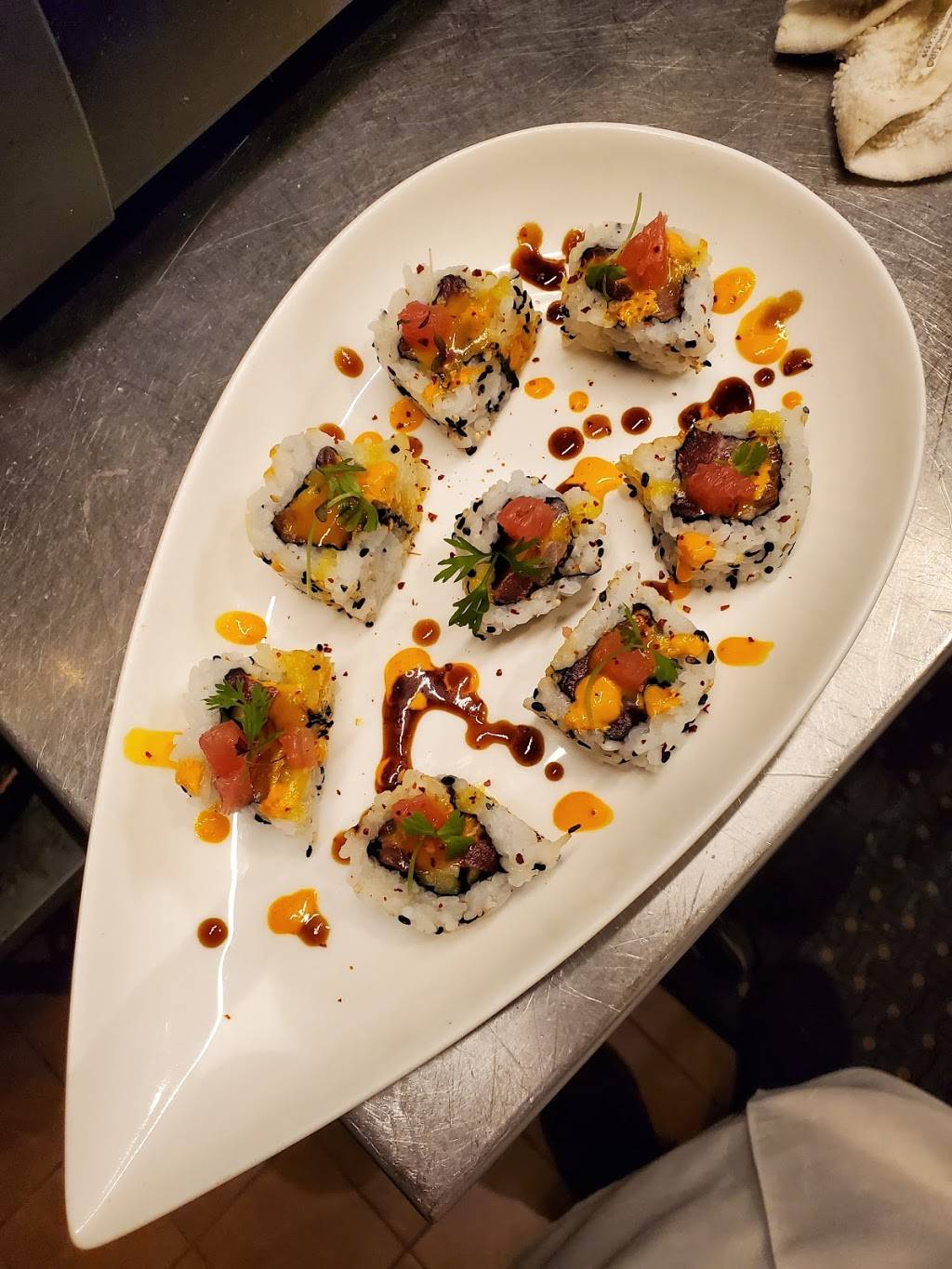 Olio Crudo Bar | restaurant | 11 W Victoria St #18, Santa Barbara, CA 93101, USA | 8058992699 OR +1 805-899-2699