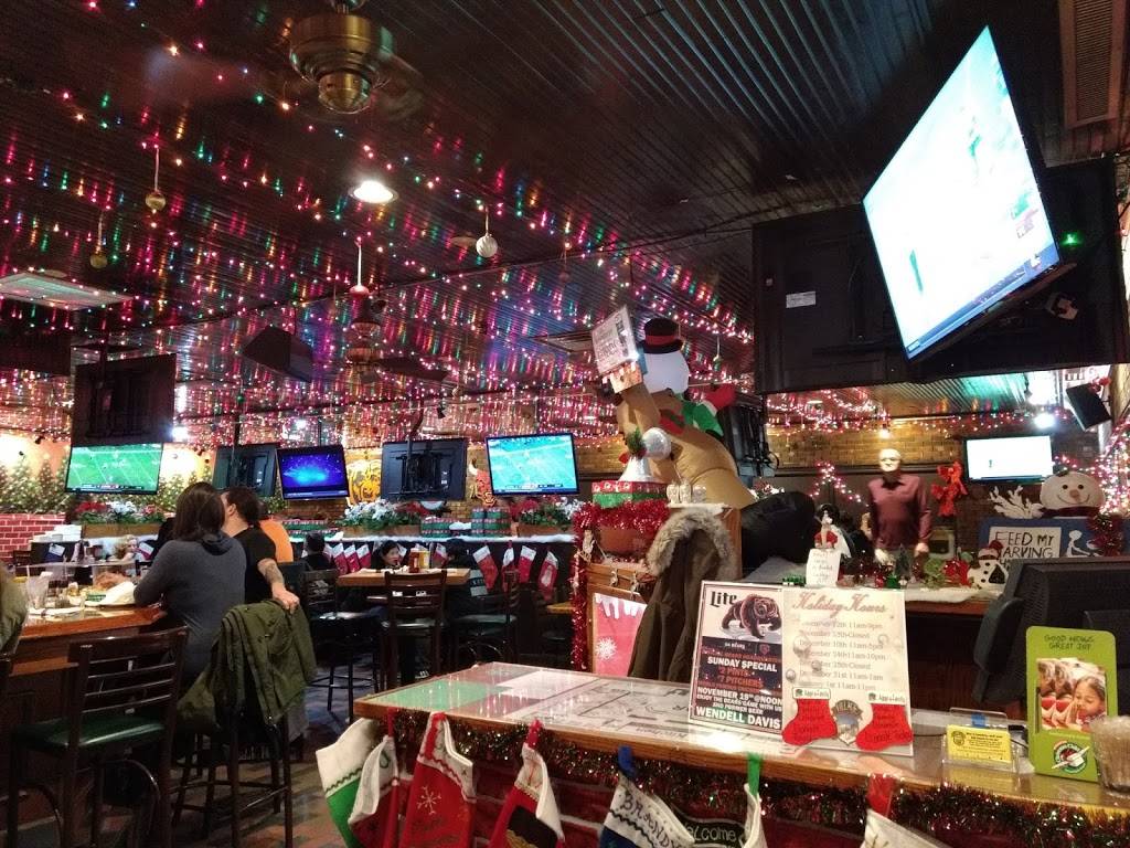 Village Tavern & Grill | restaurant | 901 W Wise Rd, Schaumburg, IL 60193, USA | 8478918866 OR +1 847-891-8866