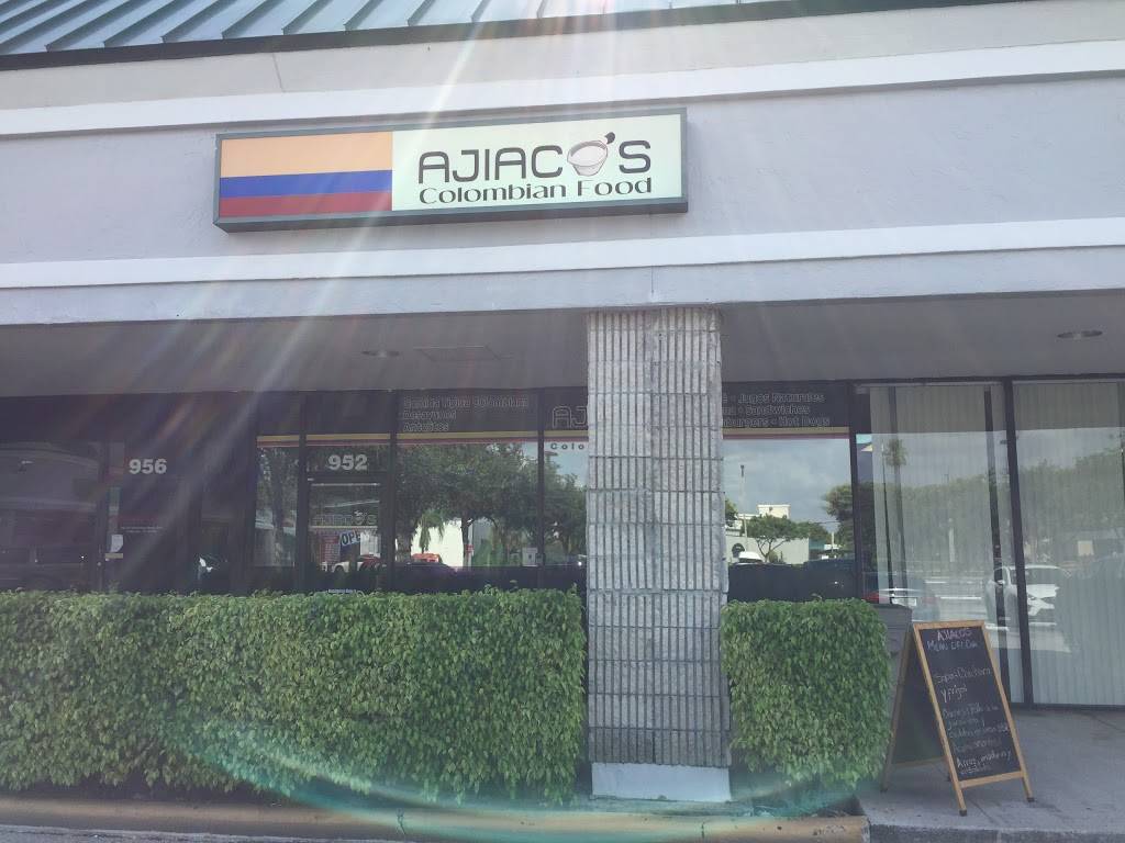 Ajiacos Restaurant | restaurant | 952 W Hallandale Beach Blvd, Hallandale Beach, FL 33009, USA | 9544552722 OR +1 954-455-2722