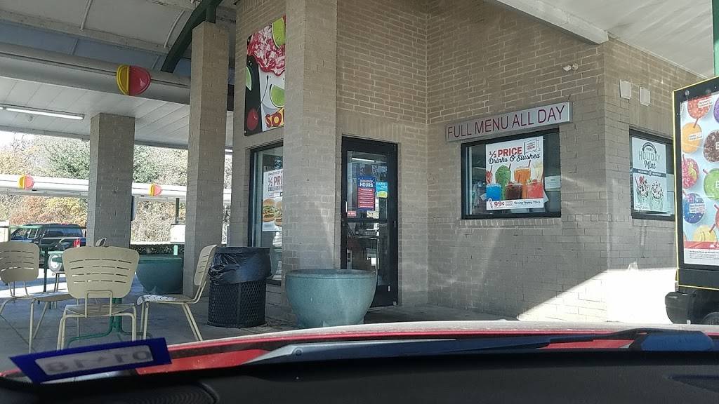 Sonic Drive-In | restaurant | 2001 Hwy 66, Garland, TX 75040, USA | 9722050378 OR +1 972-205-0378