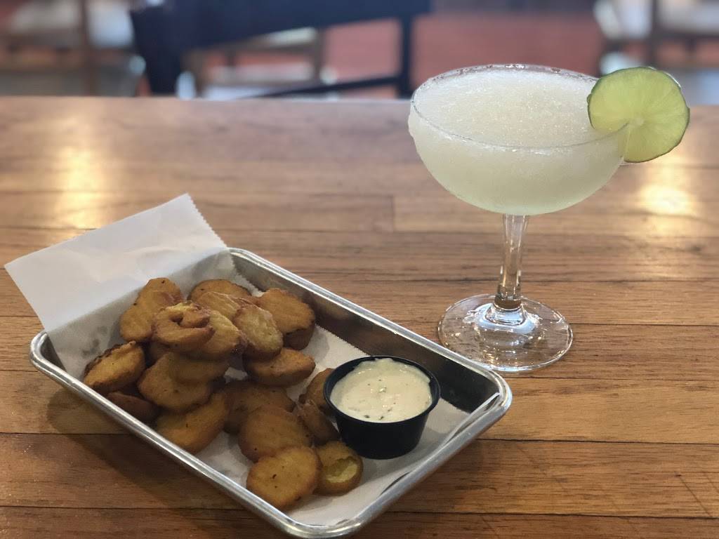 The Cove on the Hudson | restaurant | 886 US-4, Schuylerville, NY 12871, USA | 5186956500 OR +1 518-695-6500