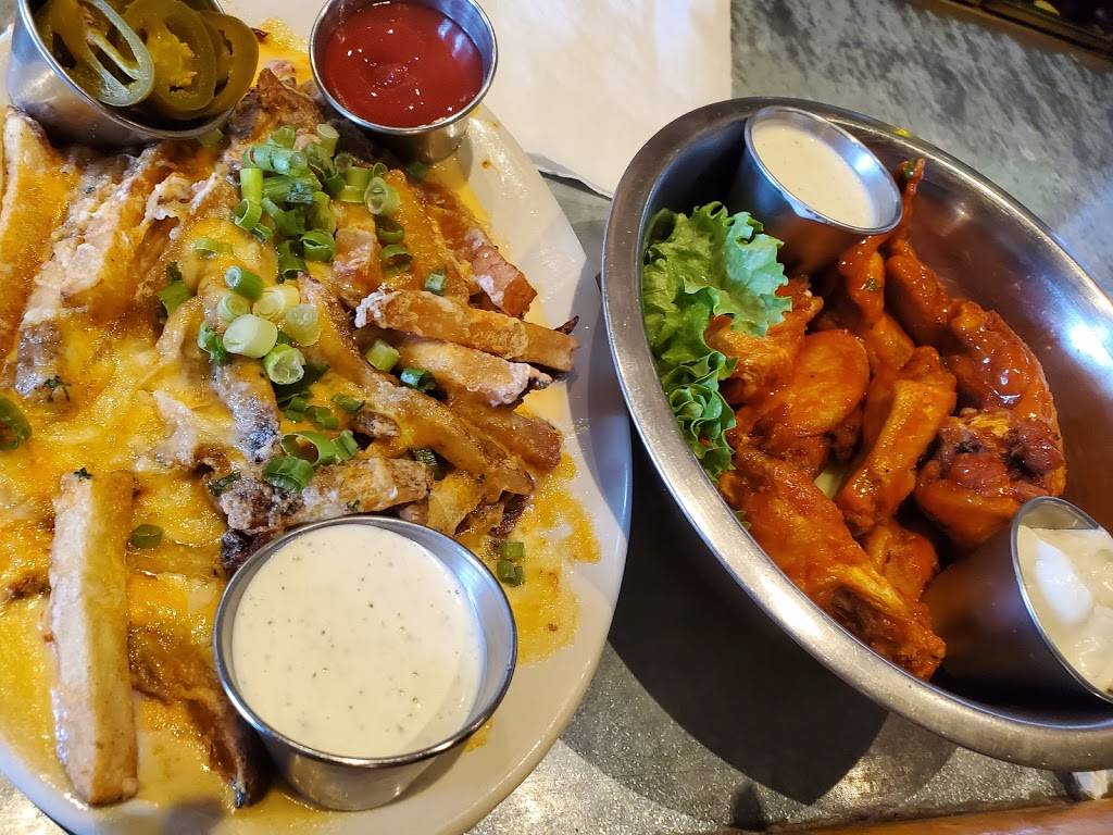 Flying Saucer Draught Emporium | restaurant | 1400 N Germantown Pkwy Suite 114, Cordova, TN 38016, USA | 9017555530 OR +1 901-755-5530