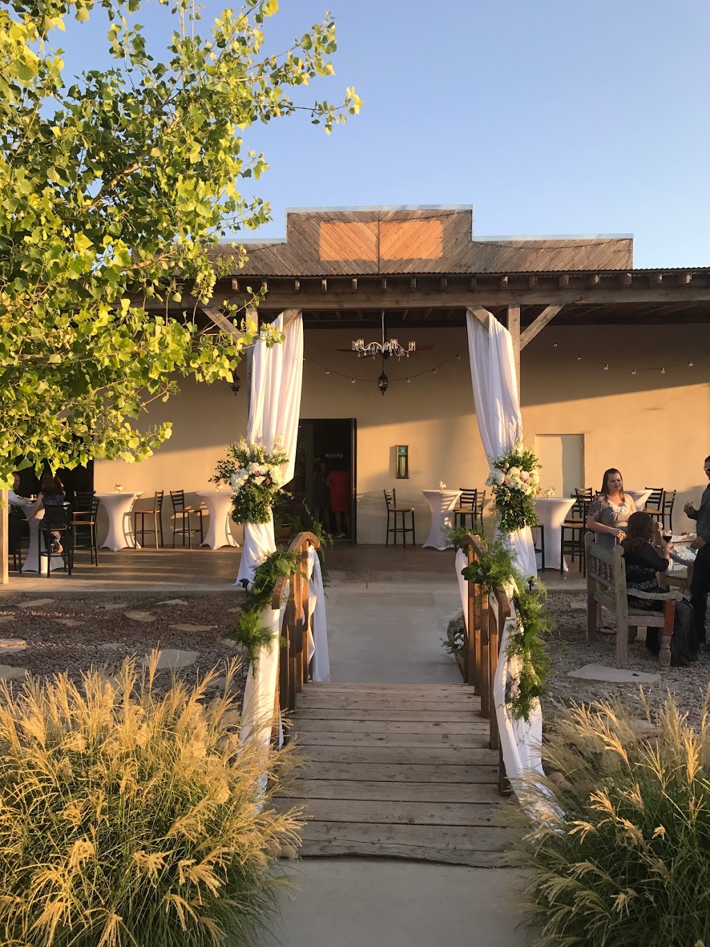 Balzano Family Vineyard & Pumpkin Patch | restaurant | 5230 7 Rivers Hwy, Carlsbad, NM 88220, USA | 5755023317 OR +1 575-502-3317