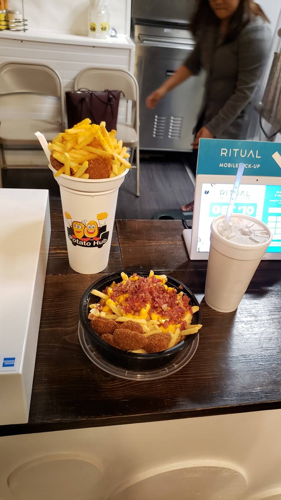 Potato Hub | restaurant | 16 NW 18th St, Gainesville, FL 32603, USA | 3525199087 OR +1 352-519-9087