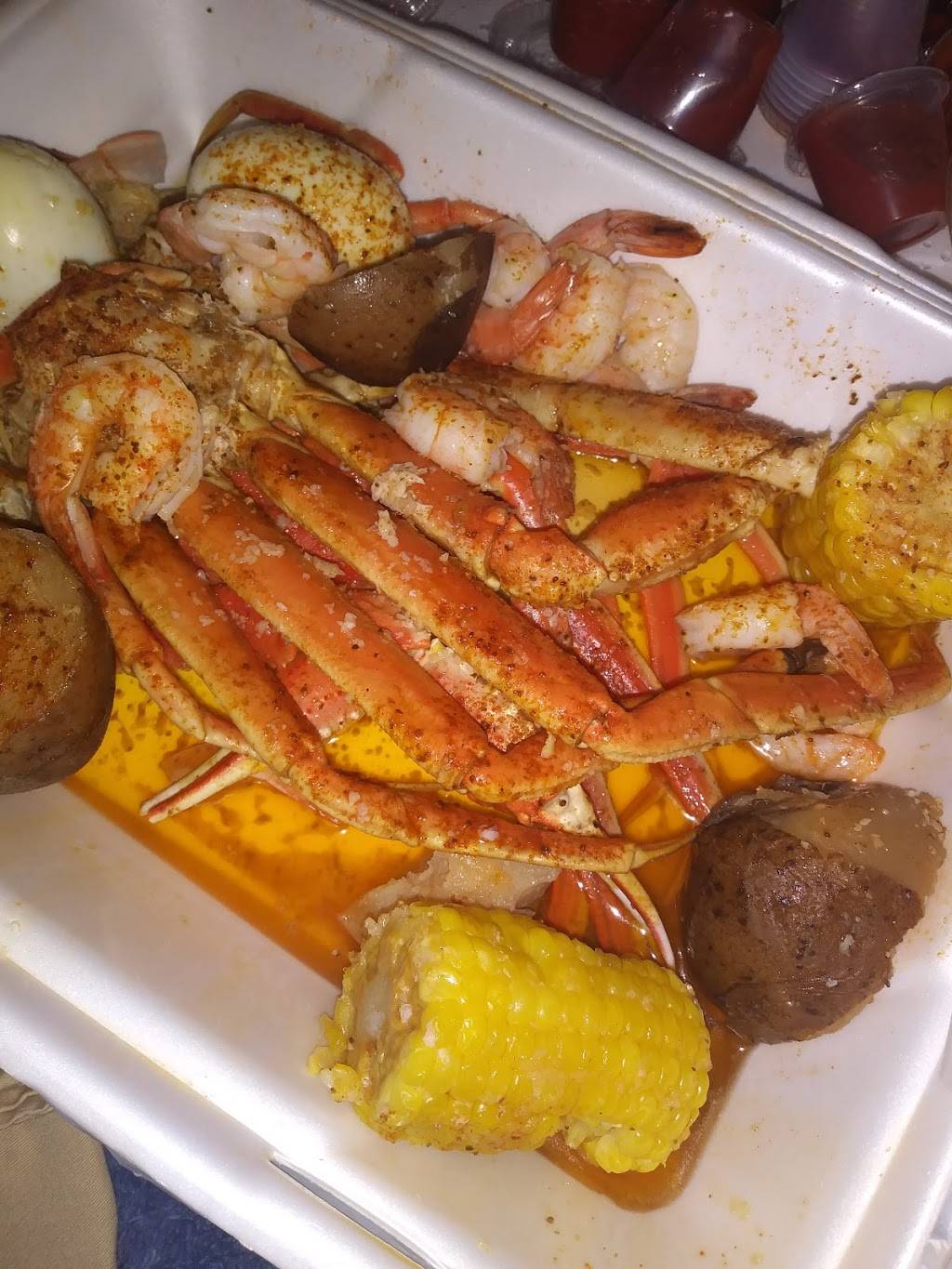 Riverside Seafood Market | restaurant | 6501 N 40th St, Tampa, FL 33610, USA | 8136300940 OR +1 813-630-0940