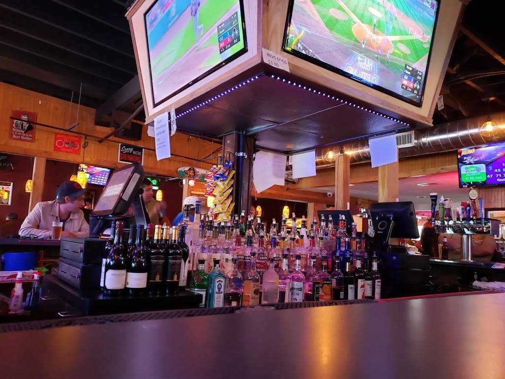 Chardon Tavern and Grill | restaurant | 1207, 405 Water St, Chardon, OH 44024, USA | 4402861987 OR +1 440-286-1987