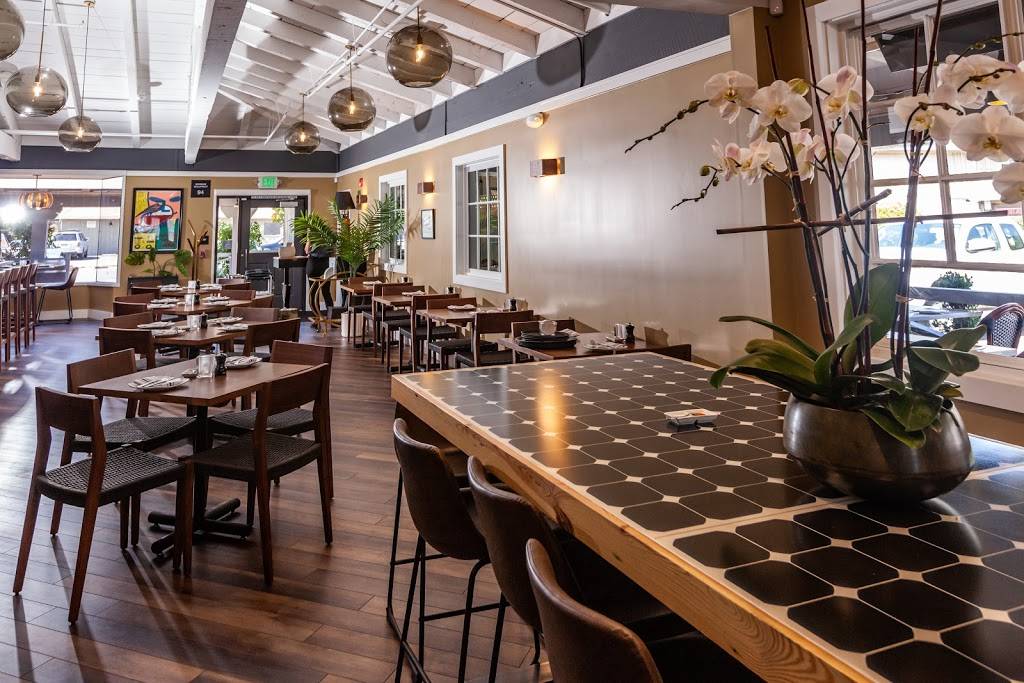 Willis Wine Bar | restaurant | 1415 Town and Country Dr, Santa Rosa, CA 95404, USA | 7075263096 OR +1 707-526-3096