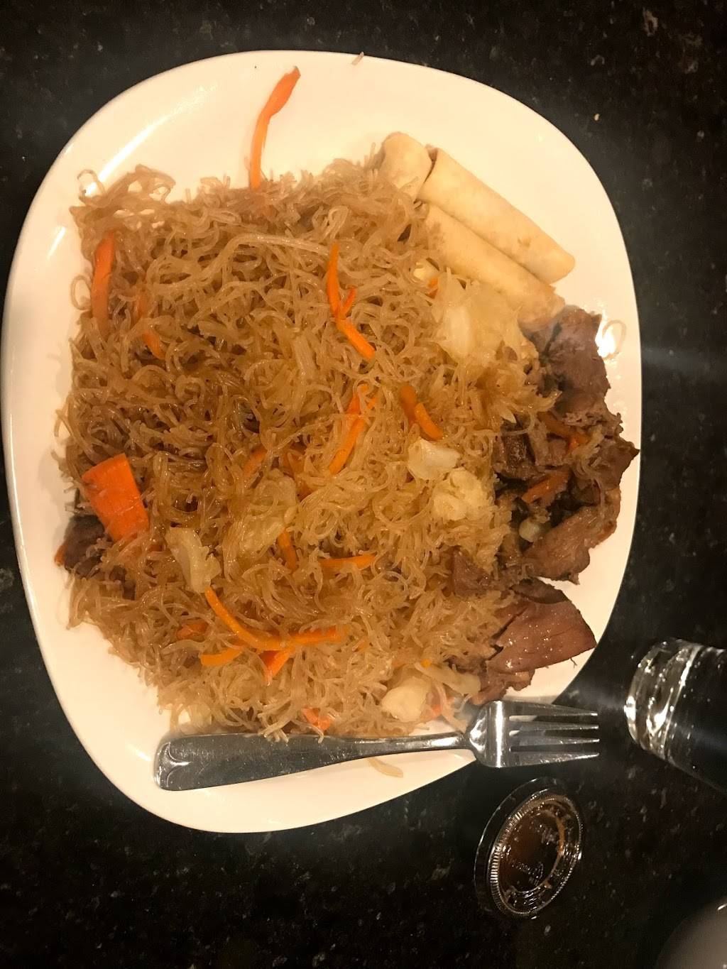 Raymonds Pinoy Kusina | restaurant | 928 Poquonnock Rd, Groton, CT 06340, USA | 8604408157 OR +1 860-440-8157