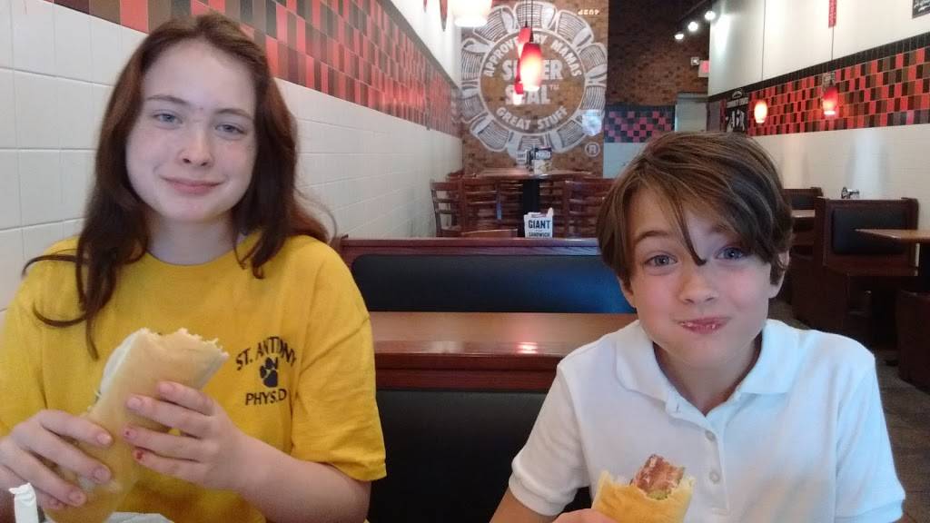 Jimmy Johns | meal delivery | 1120 Veterans Pkwy, Clarksville, IN 47129, USA | 8122886700 OR +1 812-288-6700