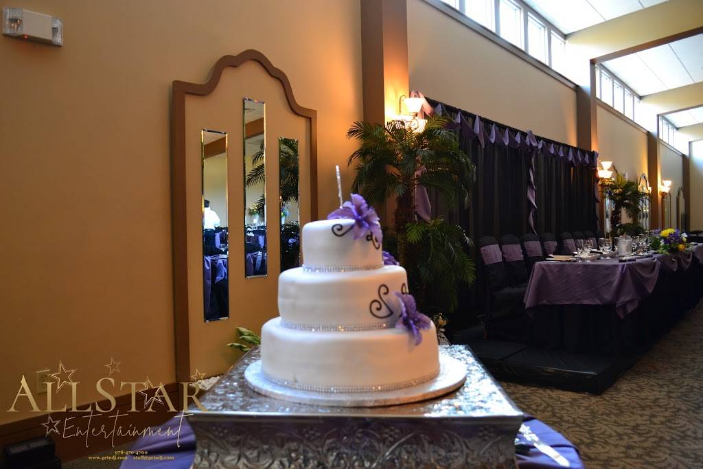 Holy Ghost Society | restaurant | 20 Howley St, Peabody, MA 01960, USA | 9785327669 OR +1 978-532-7669