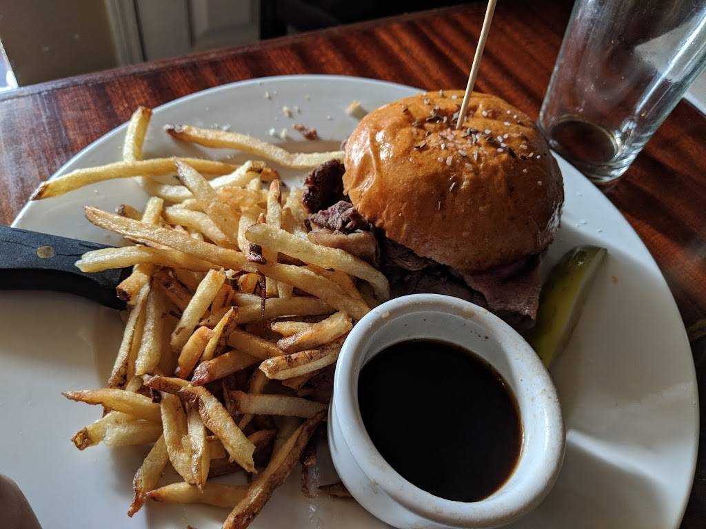 Blackthorn Pub | restaurant | 105 S Saginaw St, Holly, MI 48442, USA | 2483698714 OR +1 248-369-8714