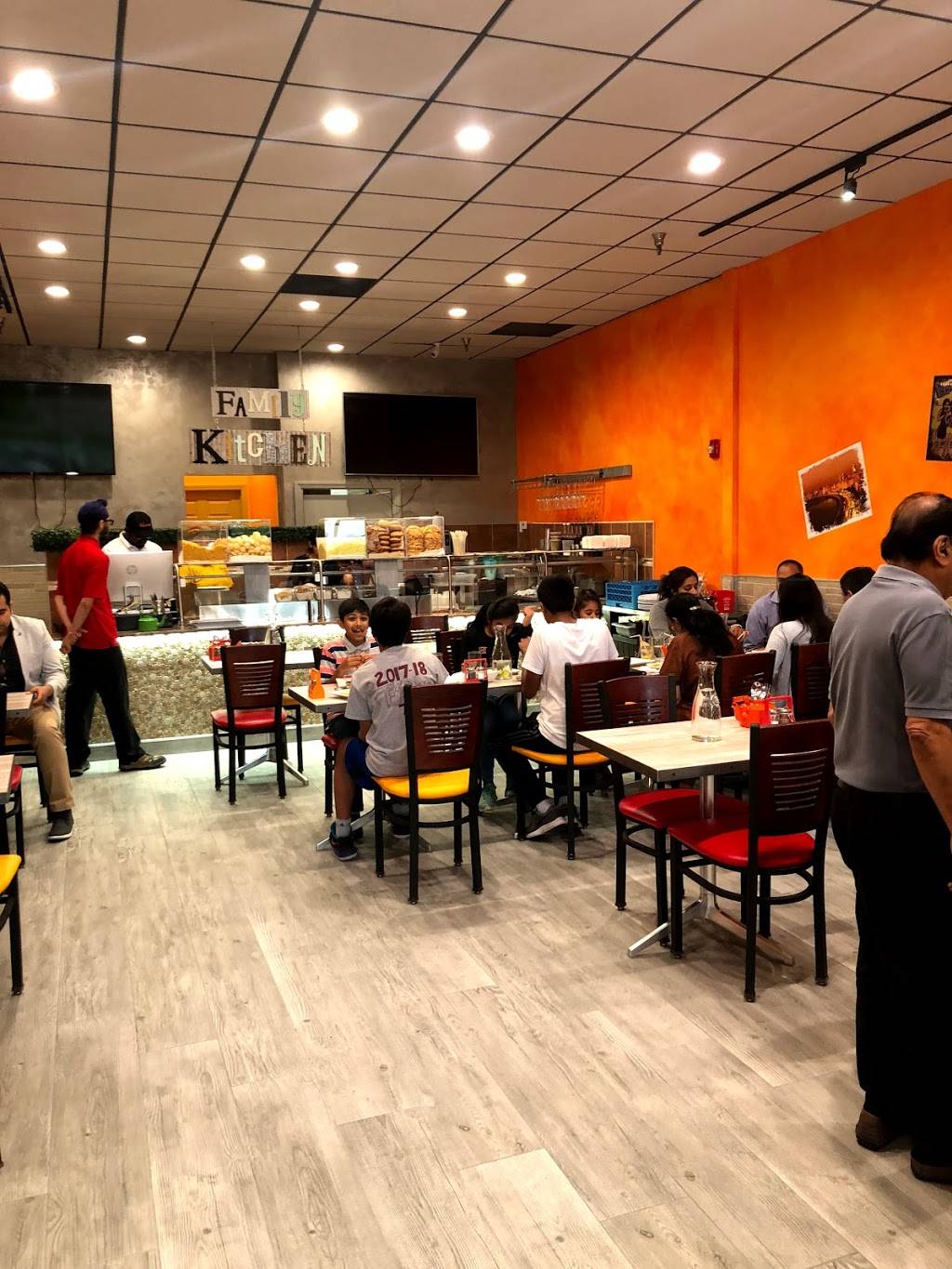 Dimples Bombay Talk Franklin Park | restaurant | 3151 NJ-27 unit e, Franklin Park, NJ 08823, USA | 7324193111 OR +1 732-419-3111