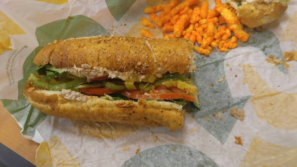 Subway Restaurants | restaurant | 7920 Norwalk Blvd, Whittier, CA 90606, USA | 5626924115 OR +1 562-692-4115