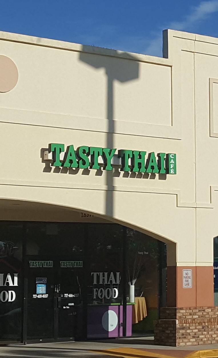 Tasty Thai | restaurant | 1530 McMullen Booth Rd, Clearwater, FL 33759, USA | 7276008037 OR +1 727-600-8037