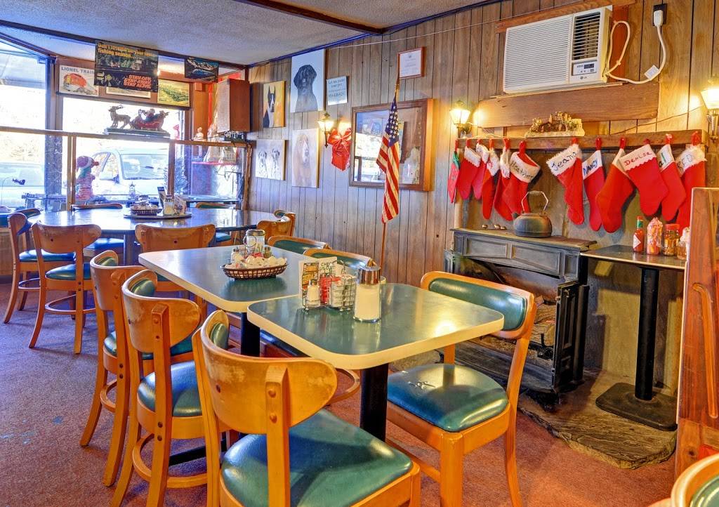 The Border Restaurant | restaurant | 712 N Main St, Wake Forest, NC 27587, USA | 9195562125 OR +1 919-556-2125