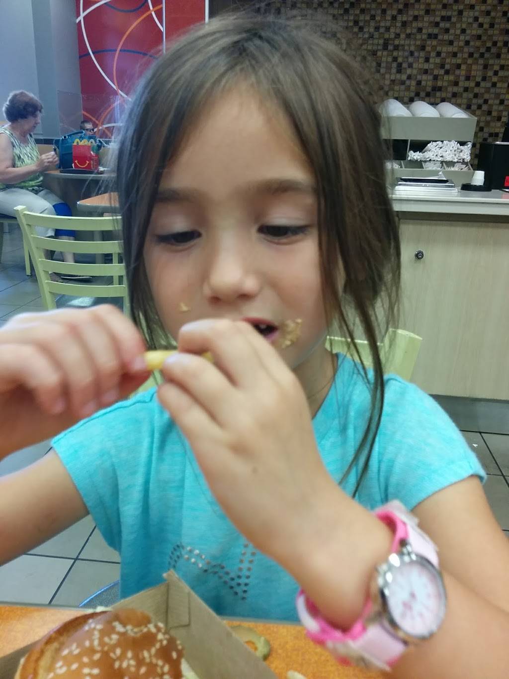 McDonalds | cafe | 274 Millennium Pkwy, Belleville, ON K8N 4Z5, Canada | 6139622705 OR +1 613-962-2705