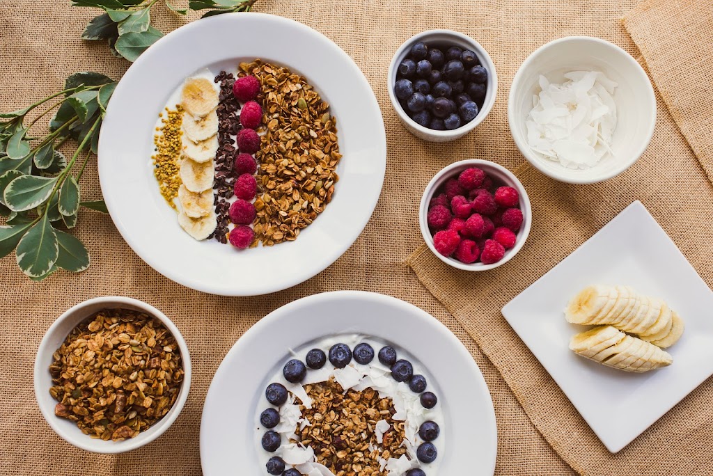 The Roasted Granola Café | cafe | 1346 Massachusetts Ave, Arlington, MA 02476, USA | 7816430300 OR +1 781-643-0300