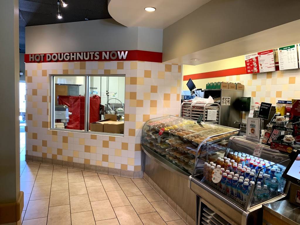 Krispy Kreme | bakery | 1597 W 49th St, Hialeah, FL 33012, USA | 7864768199 OR +1 786-476-8199