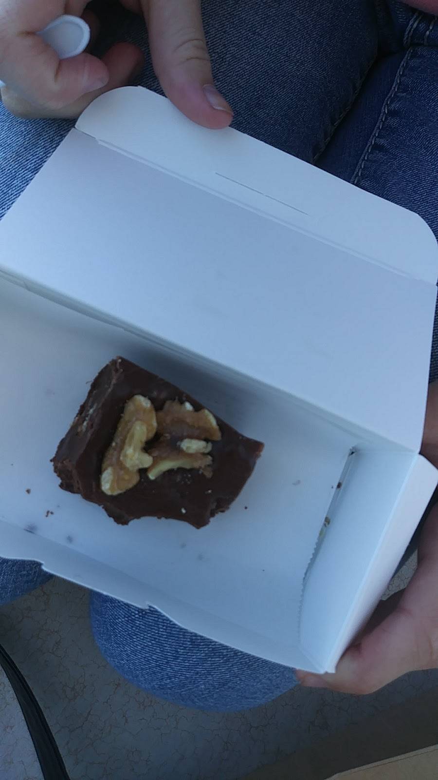 Florence Fudge Co | meal takeaway | 440 N Main St, Florence, AZ 85132, USA | 5204246514 OR +1 520-424-6514