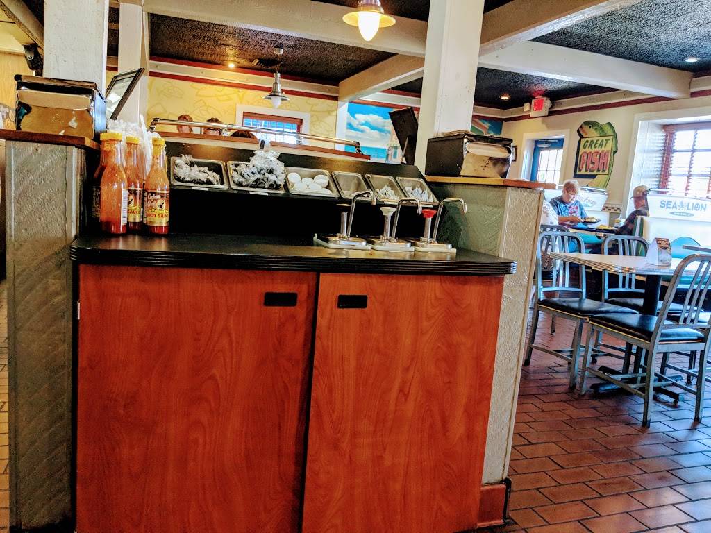 Long John Silvers | restaurant | 1828 E Silver Springs Blvd, Ocala, FL 34470, USA | 3526292339 OR +1 352-629-2339