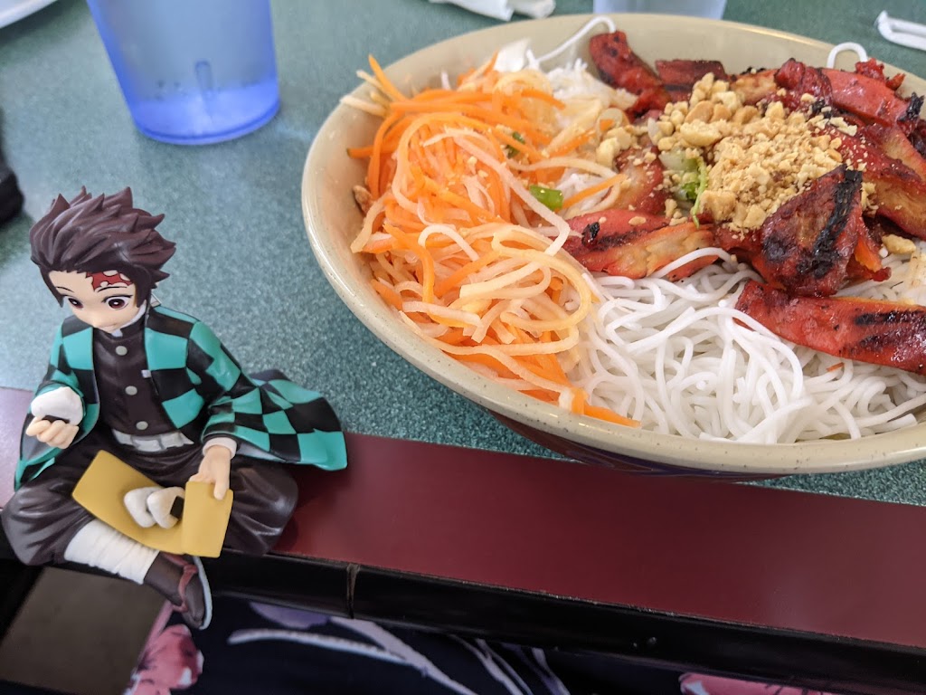 Tu-Do Vietnamese Restaurant | restaurant | 7130 N Davis Hwy, Pensacola, FL 32504, USA | 8504738877 OR +1 850-473-8877