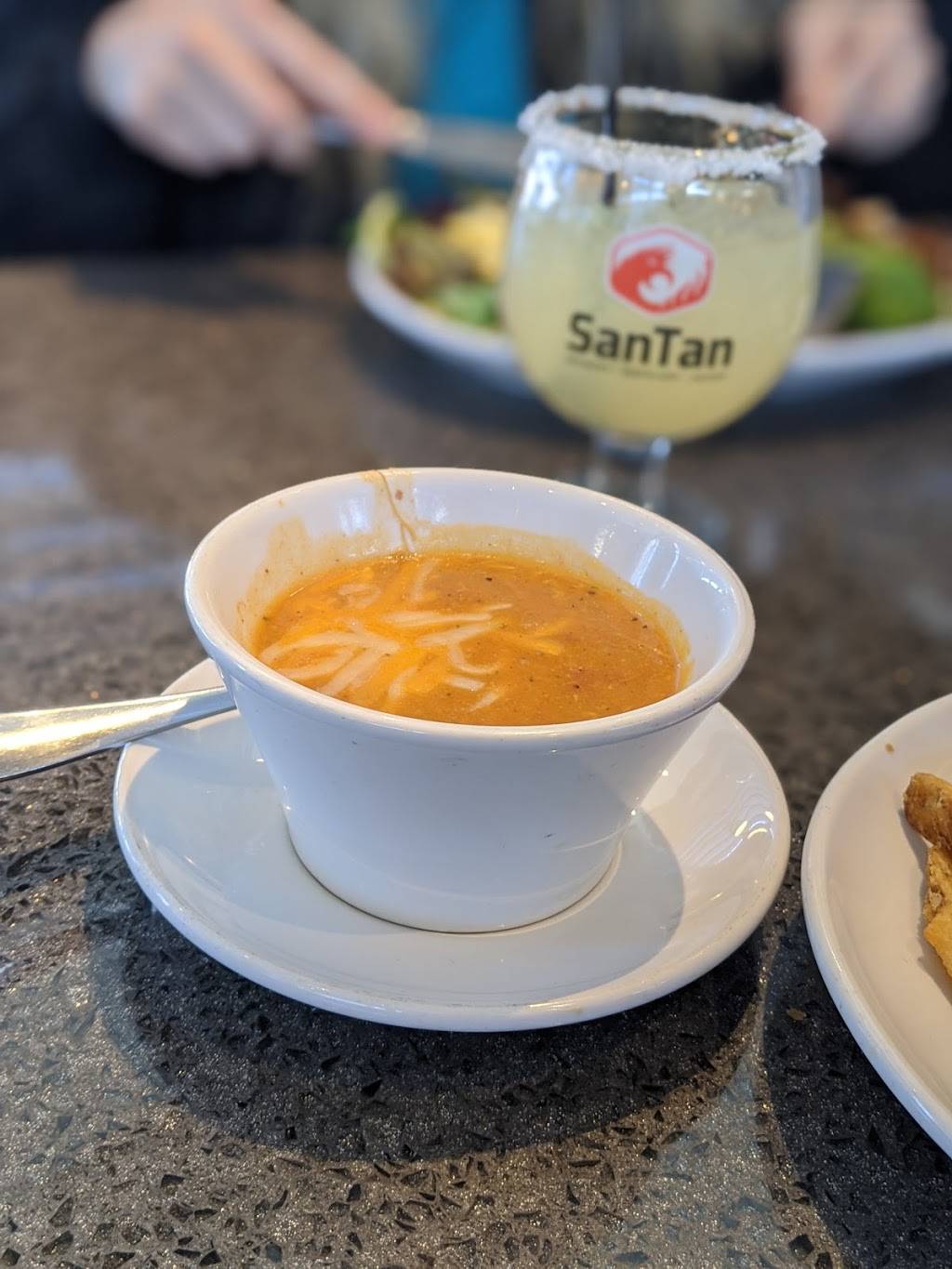 SanTan Brewery & Pub (PHX Airport) | restaurant | Terminal 3, 3400 E Sky Harbor Blvd, Phoenix, AZ 85034, USA | 4803813772 OR +1 480-381-3772