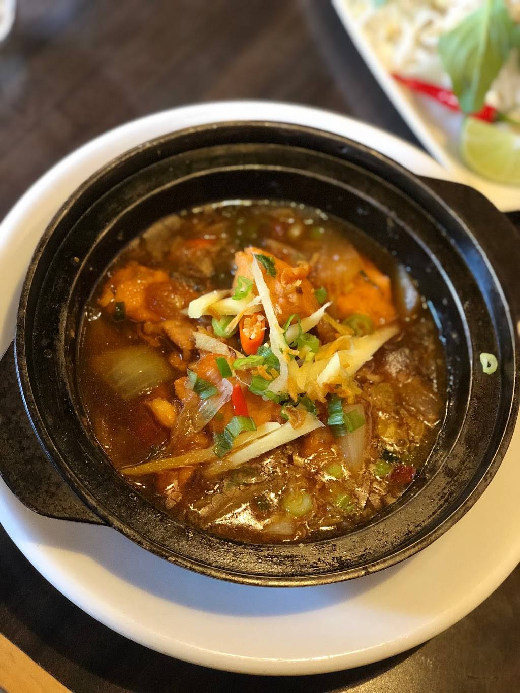 SAIGON Bistro Restaurant | restaurant | 122 Atlantic Ave, Toronto, ON M6K 1X9, Canada | 6473492492 OR +1 647-349-2492