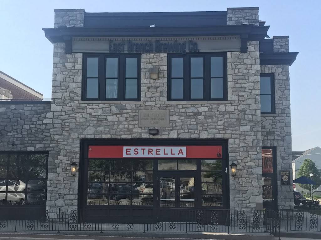 Estrella Tacos y Mas | restaurant | 202 E Lancaster Ave, Downingtown, PA 19335, USA | 4842372423 OR +1 484-237-2423