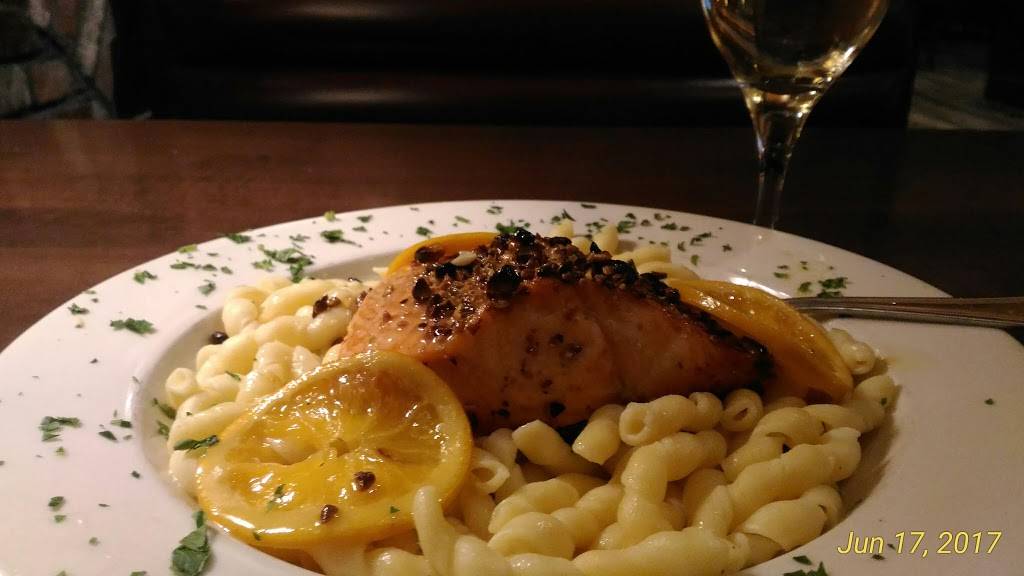 Roccos Restaurant | restaurant | 193 Main St, Wilmington, MA 01887, USA | 9786577361 OR +1 978-657-7361