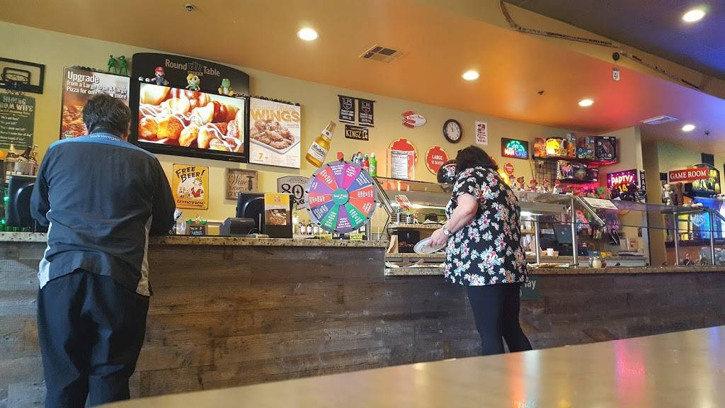 Round Table Pizza | meal delivery | 13771 Newport Ave, Tustin, CA 92780, USA | 7148382242 OR +1 714-838-2242