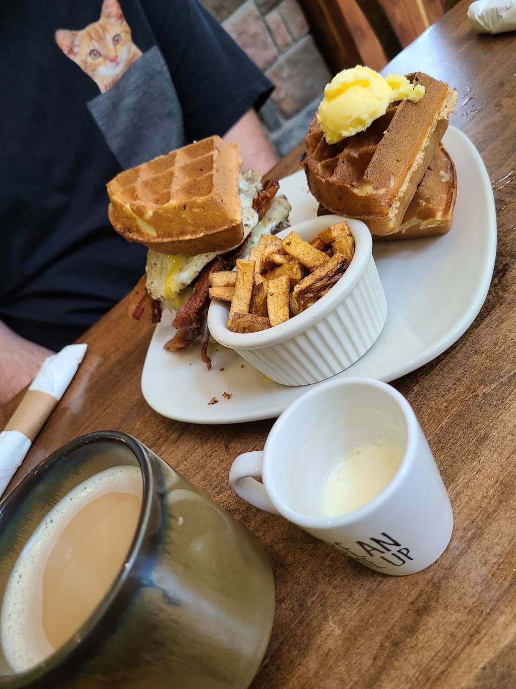 Conscious Community Cafe & Co-op | restaurant | 2851 W Edmond Rd, Edmond, OK 73012, USA | 4055135419 OR +1 405-513-5419