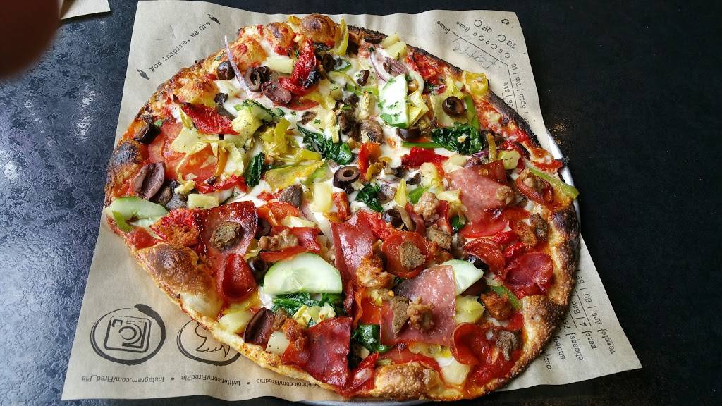 Fired Pie | restaurant | 2855 W Ray Rd #5, Chandler, AZ 85224, USA | 4808572101 OR +1 480-857-2101