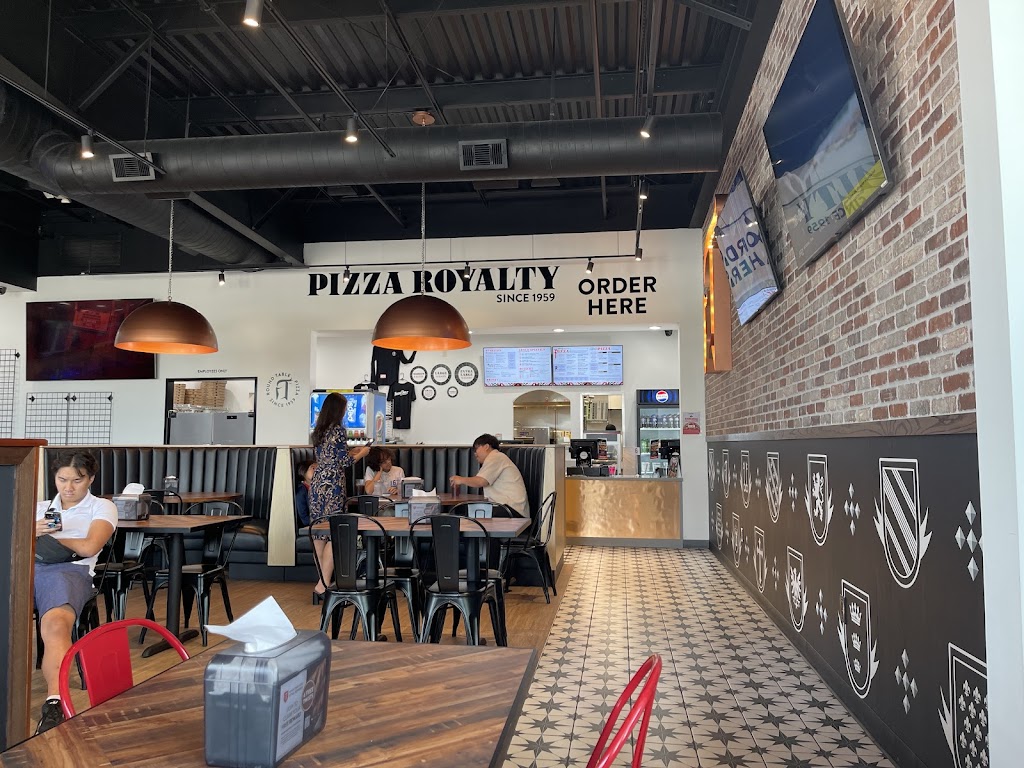 Round Table Pizza | restaurant | 8323 Farm to Market Rd 723 Suite 112, Richmond, TX 77406, USA | 2817622206 OR +1 281-762-2206