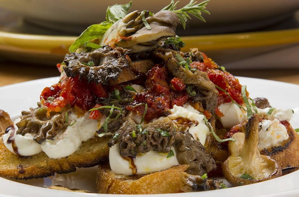 Mazzis | restaurant | 3377 E Amazon Dr, Eugene, OR 97405, USA | 5416872252 OR +1 541-687-2252