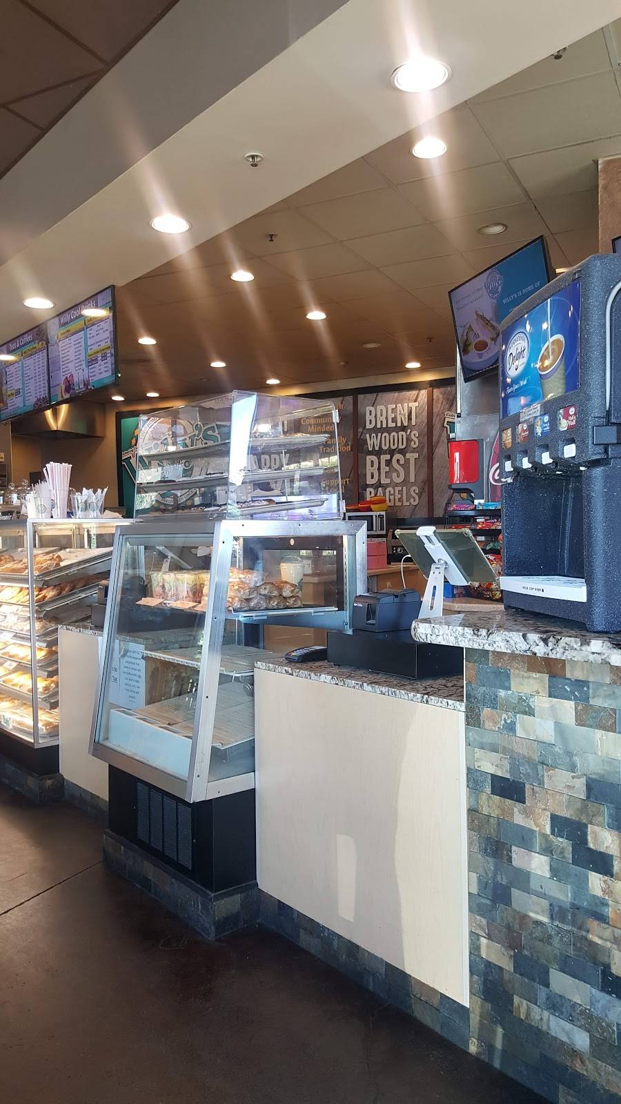 Willys Bagels & Blends | bakery | 390 W Country Club Dr # A, Brentwood, CA 94513, USA | 9253087534 OR +1 925-308-7534