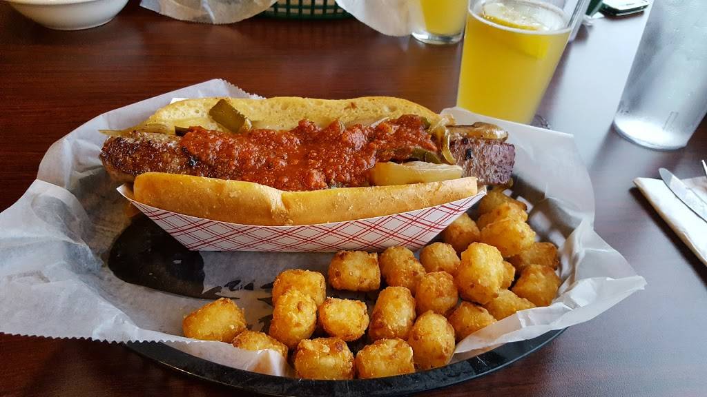 The Smokin Claw Tavern | restaurant | 401 W Turkeyfoot Lake Rd, Akron, OH 44319, USA | 3306442628 OR +1 330-644-2628