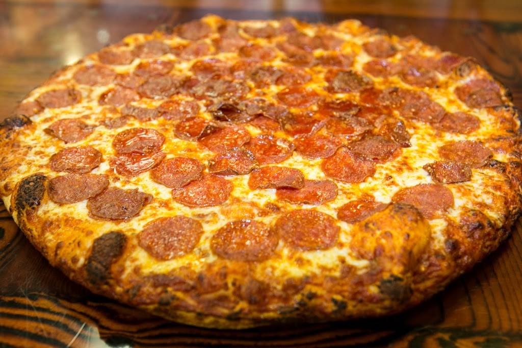 Round Table Pizza | meal delivery | 430 S Norfolk St, San Mateo, CA 94401, USA | 6503751300 OR +1 650-375-1300