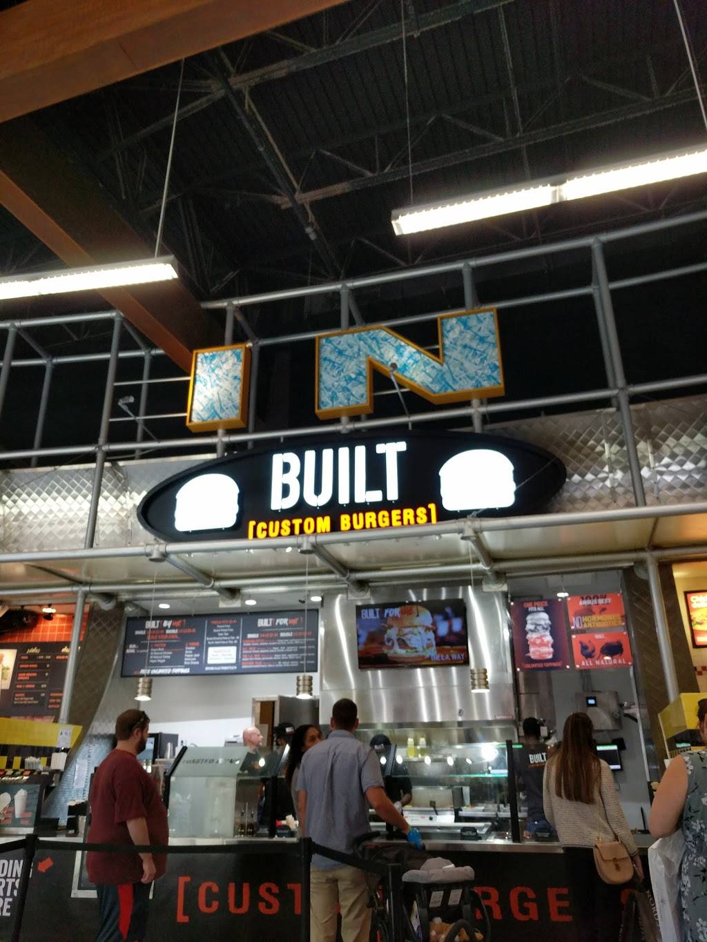 Built Custom Burgers | restaurant | 6910 Fayetteville Rd, Spc No 2300, The Streets at Southpoint, Durham, NC 27713, USA | 9842191644 OR +1 984-219-1644