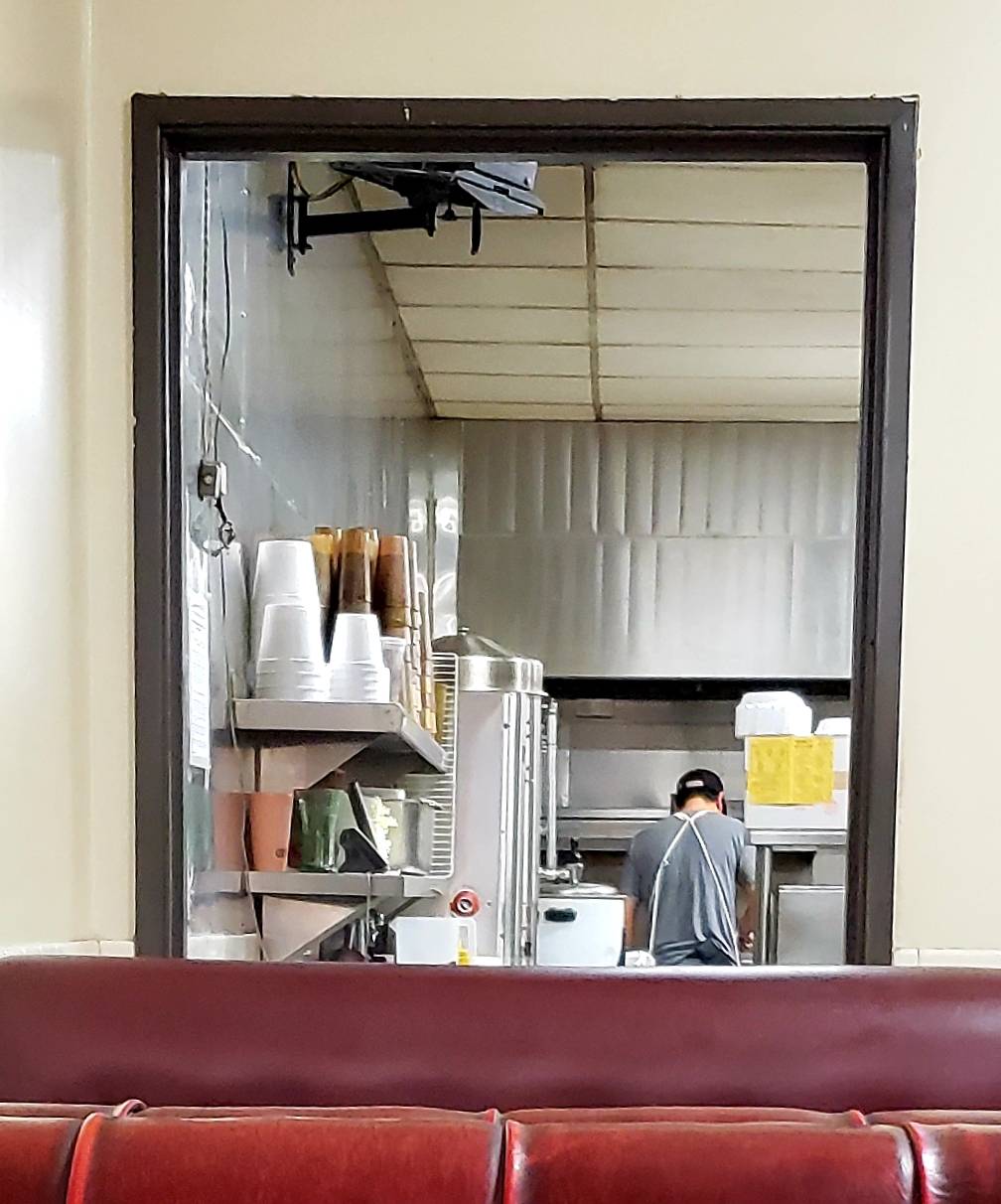 Wongs Kitchen | restaurant | 13209 Osborne St, Arleta, CA 91331, USA | 8188962828 OR +1 818-896-2828