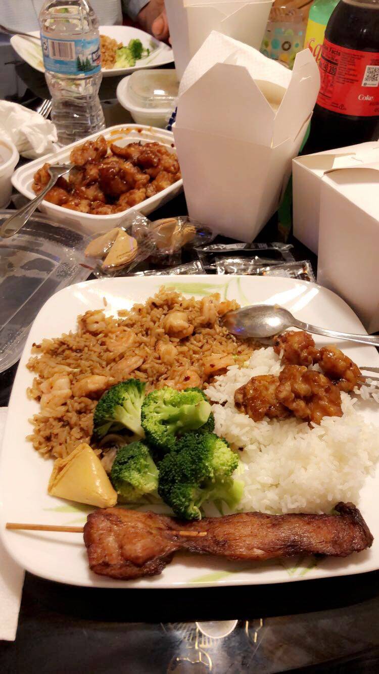 Hunan Spring Restaurant | restaurant | 5279 N Elston Ave, Chicago, IL 60630, USA | 7732028889 OR +1 773-202-8889