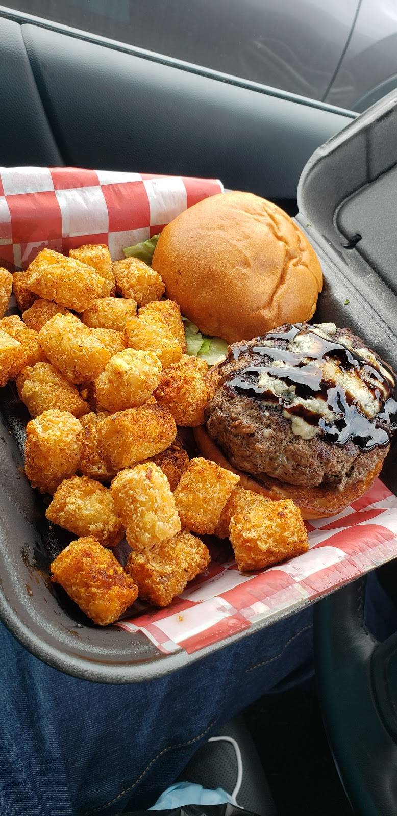 Rock Burger USA | restaurant | 2810 Union Rd, Cheektowaga, NY 14227, USA | 7162887112 OR +1 716-288-7112