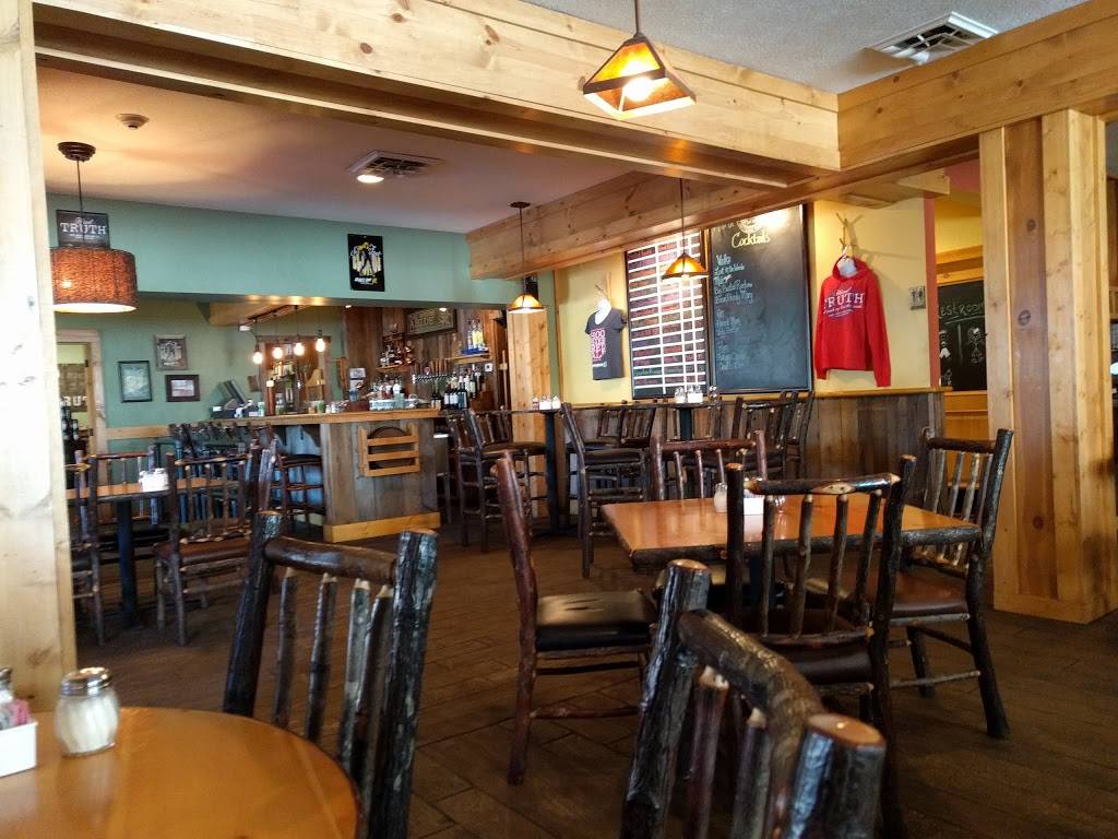 Big Woods Pizza Co | restaurant | 44 N Van Buren St, Nashville, IN 47448, USA | 8129886004 OR +1 812-988-6004