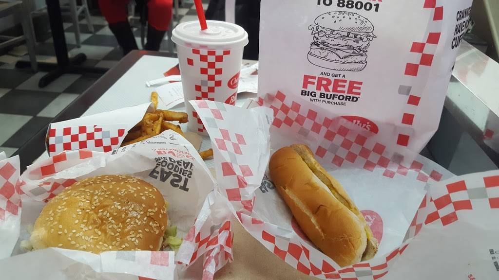 Checkers | restaurant | 77 Chambers St, New York, NY 10007, USA | 2125878888 OR +1 212-587-8888