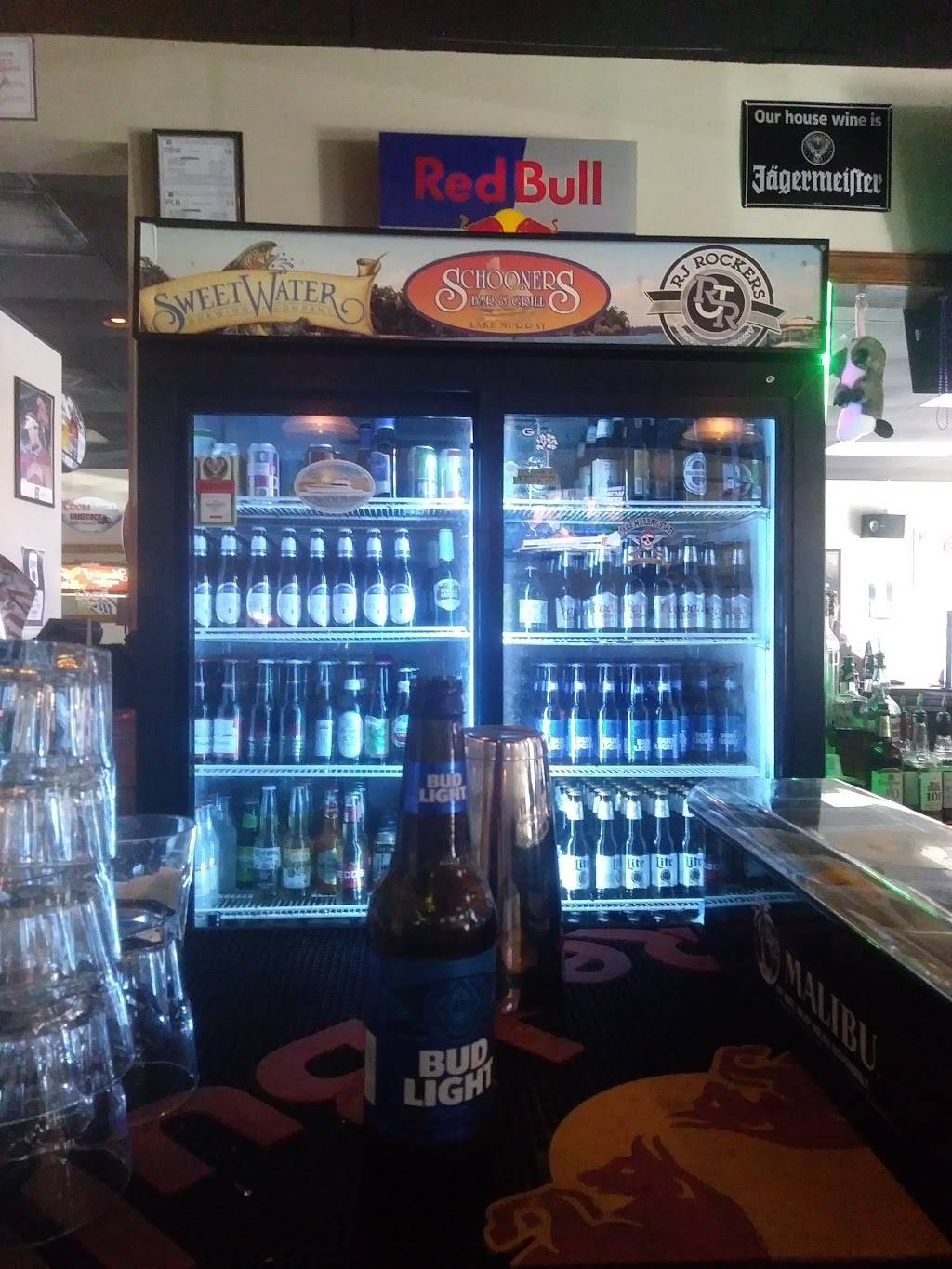 Schooners Bar & Grill | restaurant | 6226 Bush River Rd, Columbia, SC 29212, USA | 8036616138 OR +1 803-661-6138