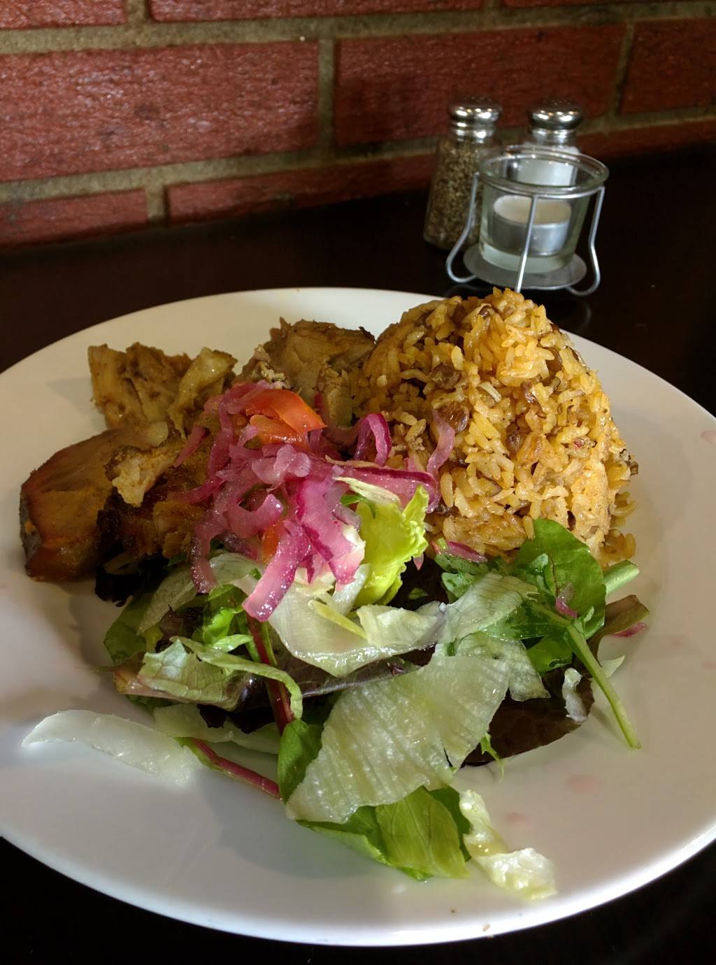 Tropical | restaurant | 36-10 Greenpoint Ave, Long Island City, NY 11101, USA | 7183922734 OR +1 718-392-2734