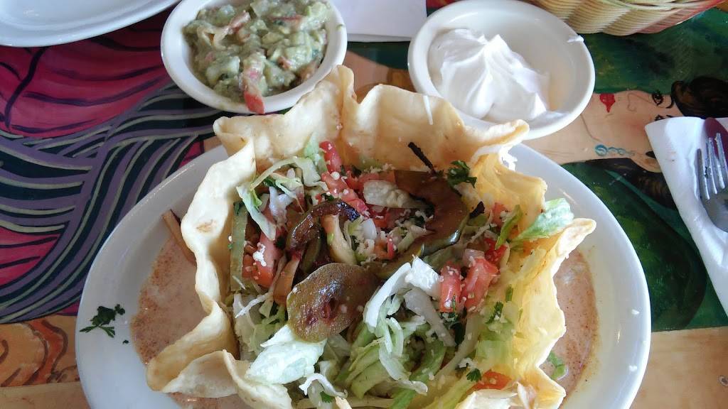 Cancun Mexican Grill & Bar | restaurant | 732 Dolly Parton Pkwy, Sevierville, TN 37862, USA | 8653654655 OR +1 865-365-4655