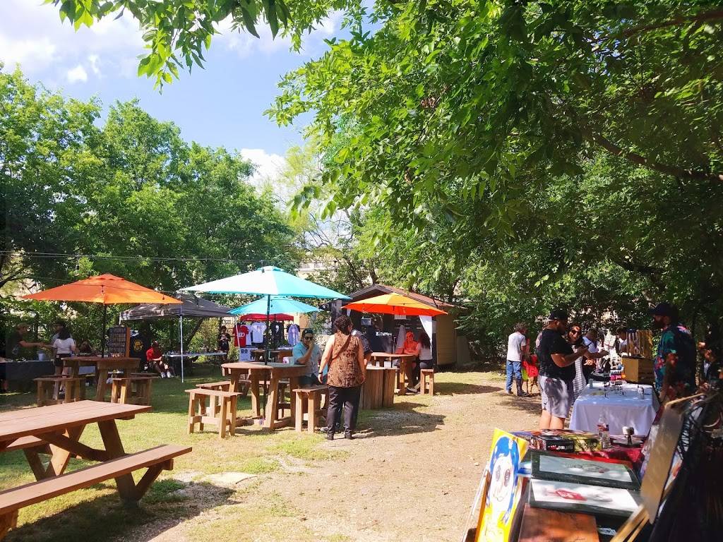 Burnwood 68 | restaurant | 1012 N Flores St, San Antonio, TX 78212, USA | 2103200584 OR +1 210-320-0584