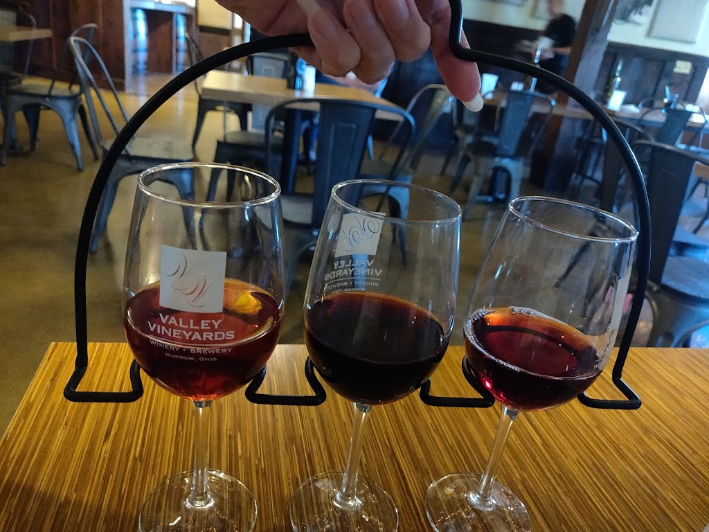 Valley Vineyards | restaurant | 2276 US-22 &, OH-3, Morrow, OH 45152, USA | 5138992485 OR +1 513-899-2485