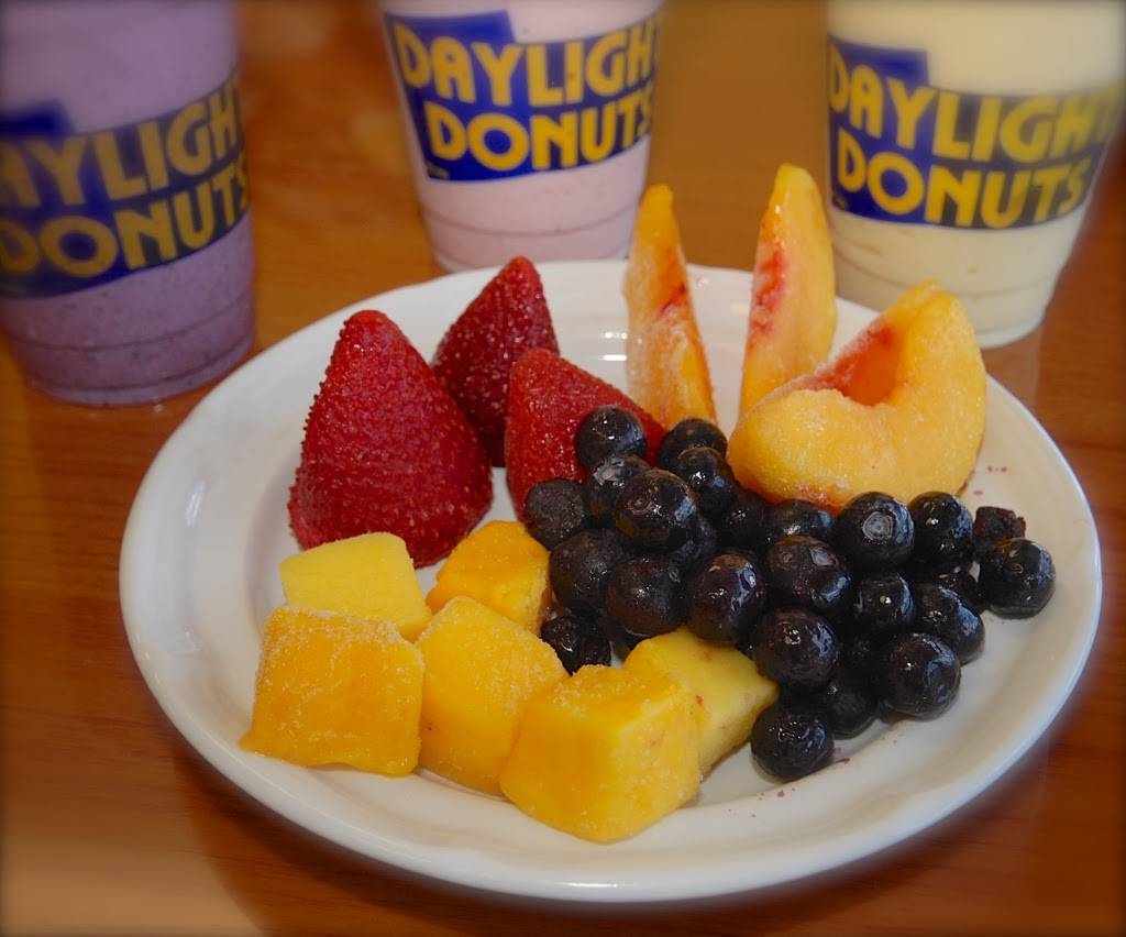 Daylight Donuts- Mason | bakery | 4200 Aero Dr, Mason, OH 45040, USA | 5137700999 OR +1 513-770-0999