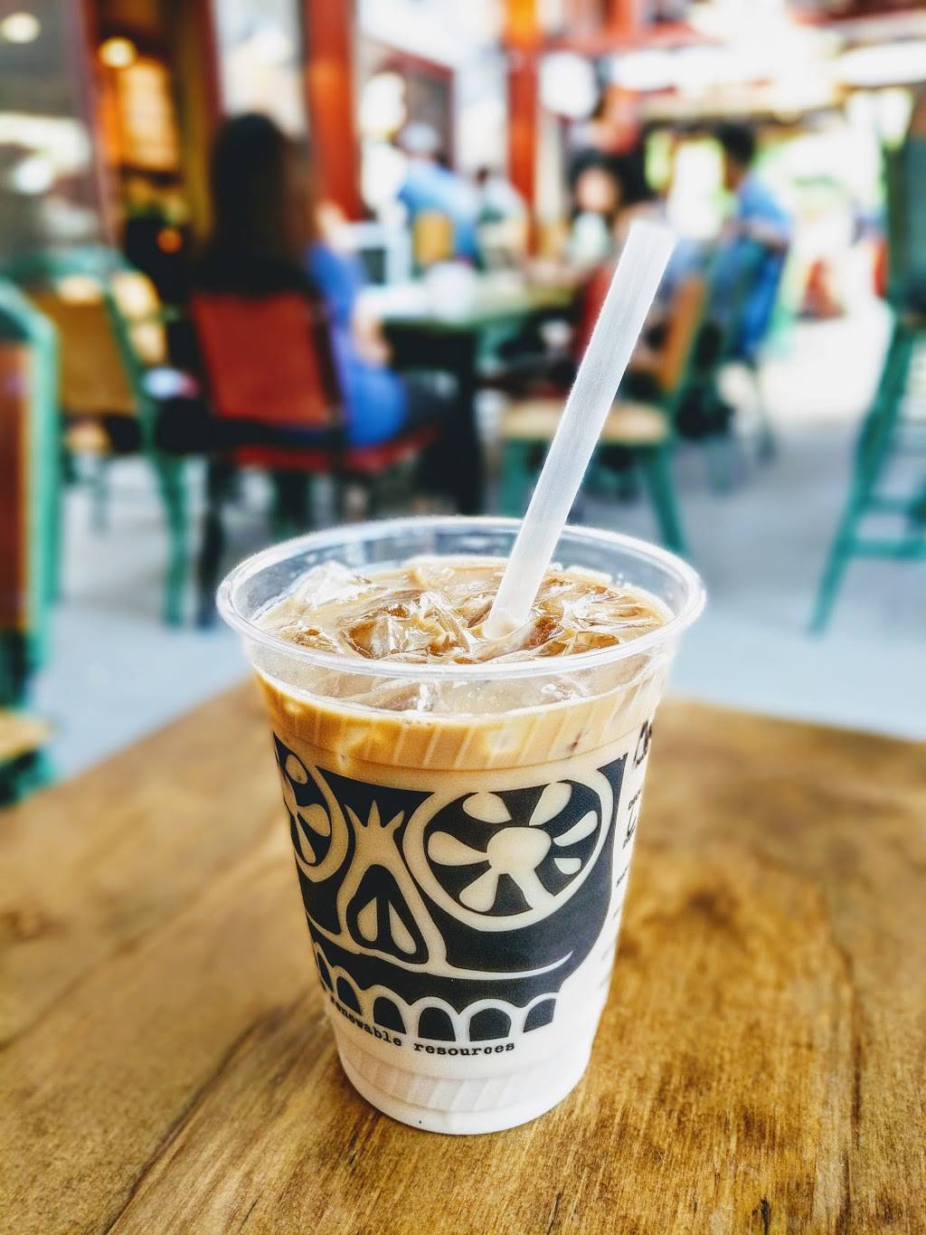 Colectivo Coffee - Lincoln Park | bakery | 2530 N Clark St, Chicago, IL 60614, USA | 7736878078 OR +1 773-687-8078